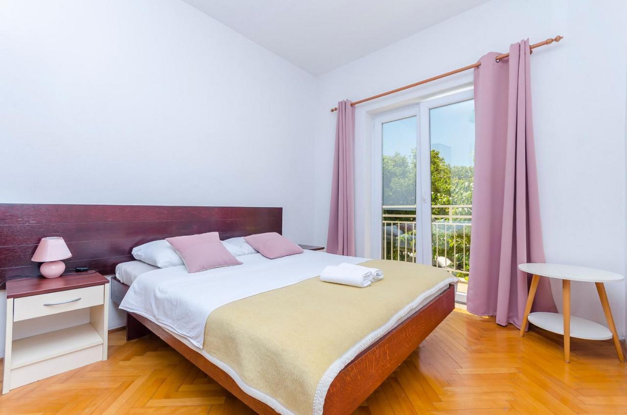 Apartments Zora Starigrad Paklenica Exterior foto